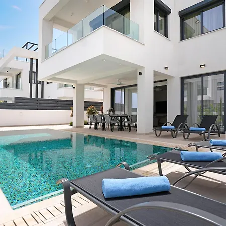 Levanda Platinum - Sunrise Sea View *