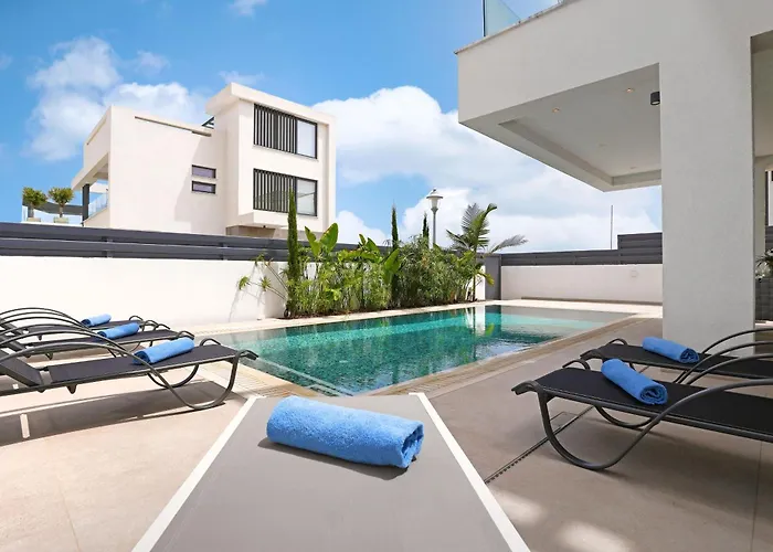 Levanda Platinum - Sunrise Sea View * Протарас