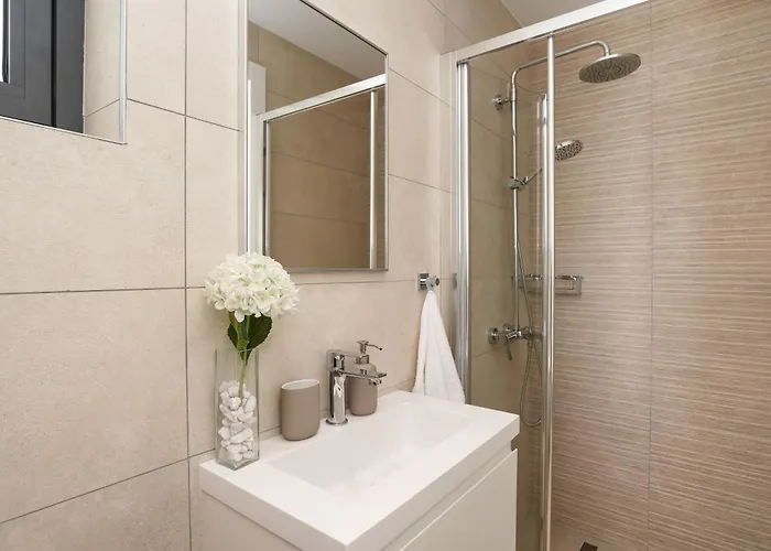 Levanda Platinum - Sunrise Sea View Протарас