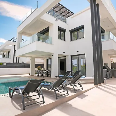 Levanda Platinum - Sunrise Sea View * Протарас