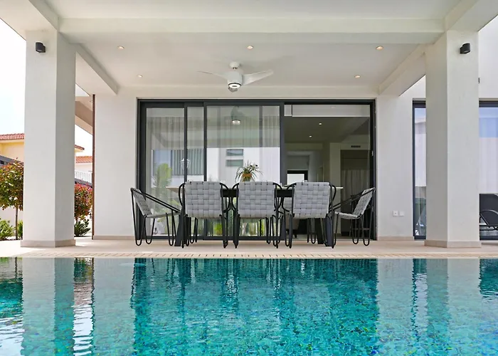 Levanda Platinum - Sunrise Sea View *